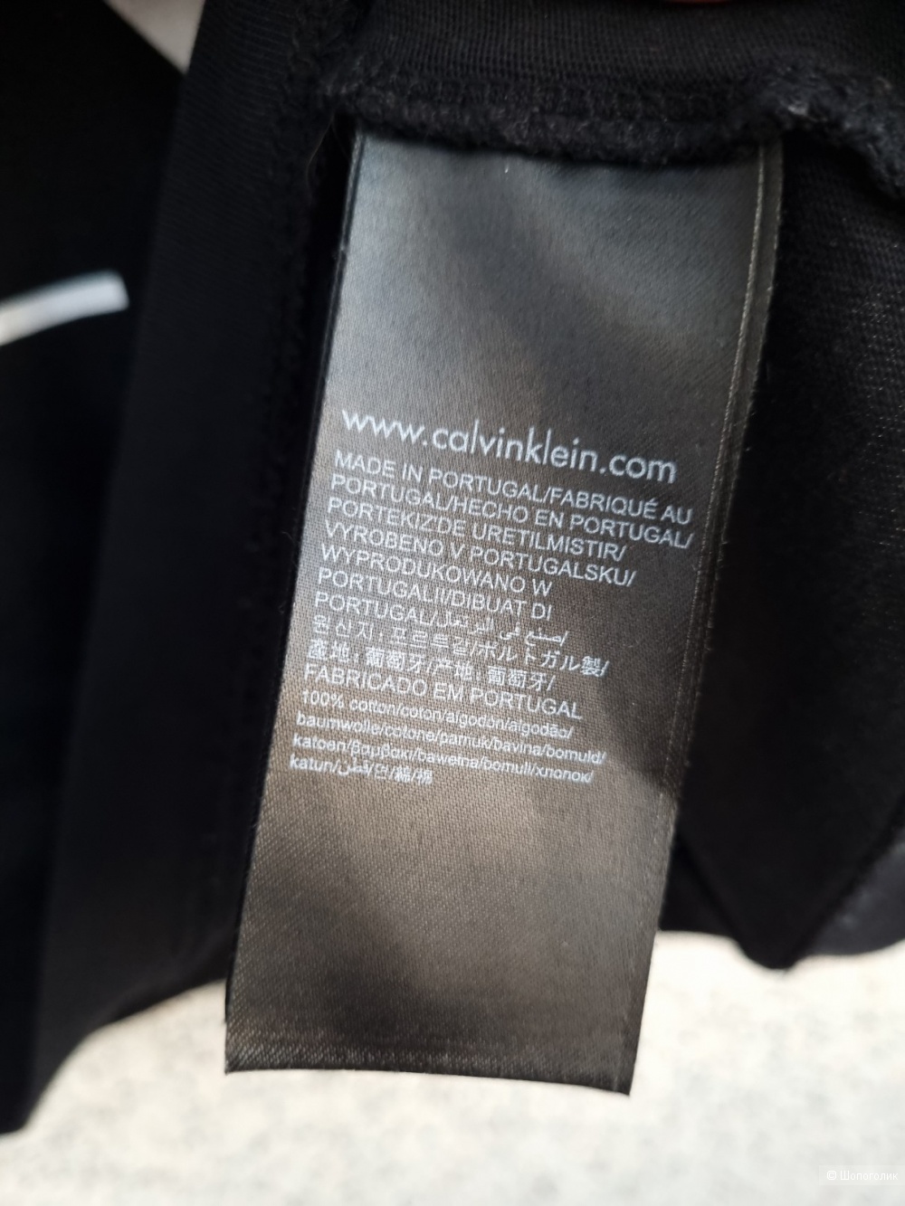 Майка Calvin Klein, 46