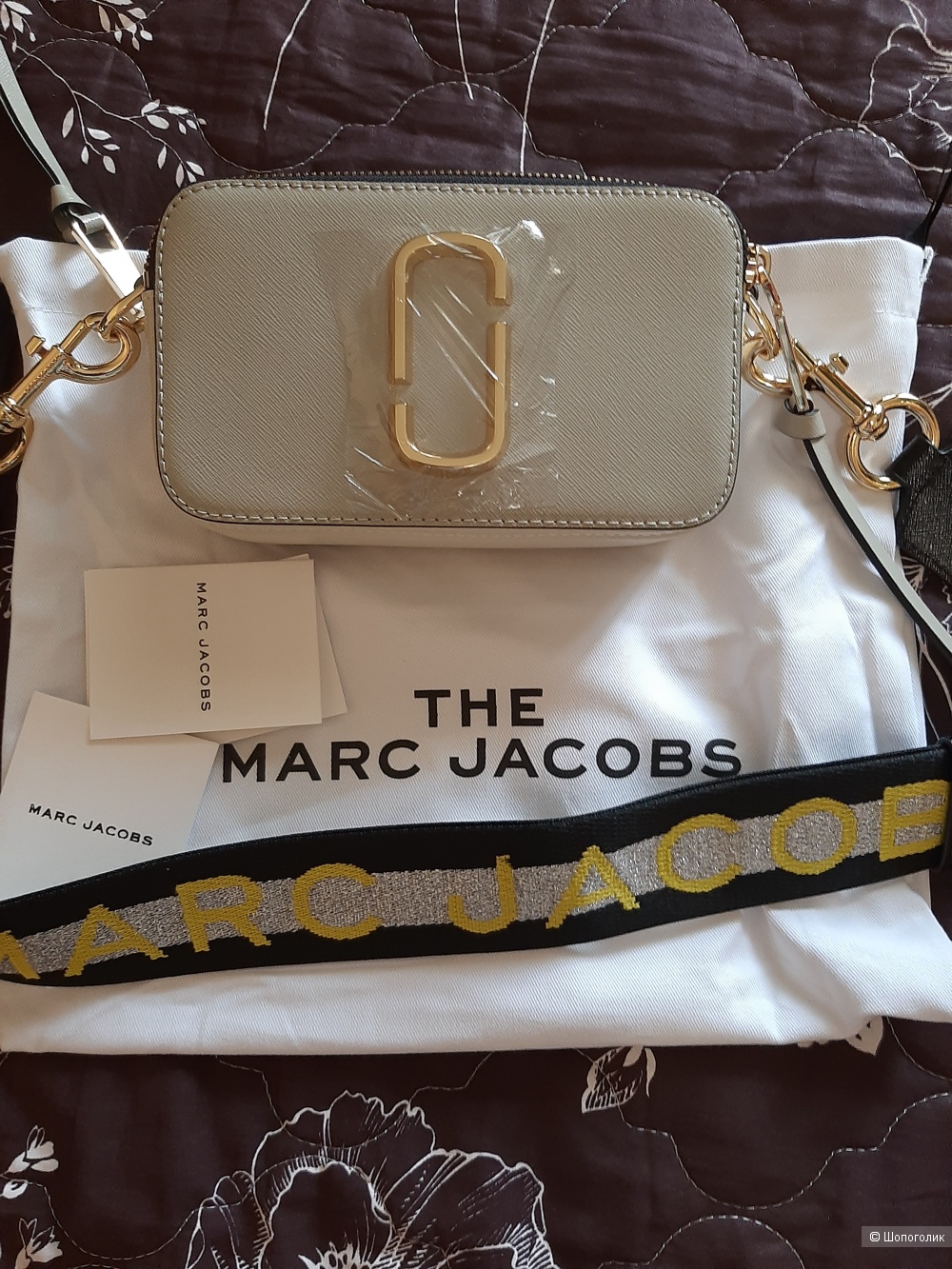 Светло-бежевая кожаная сумка The Snapshot MARC JACOBS