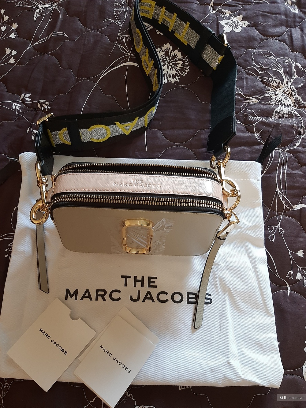 Светло-бежевая кожаная сумка The Snapshot MARC JACOBS