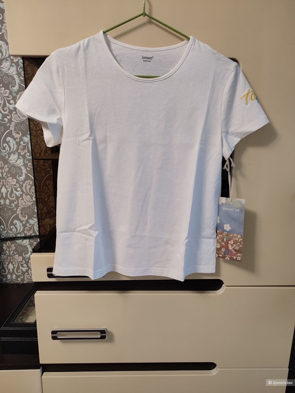 Лот 2 футболки Amii + inman, размер 42-44
