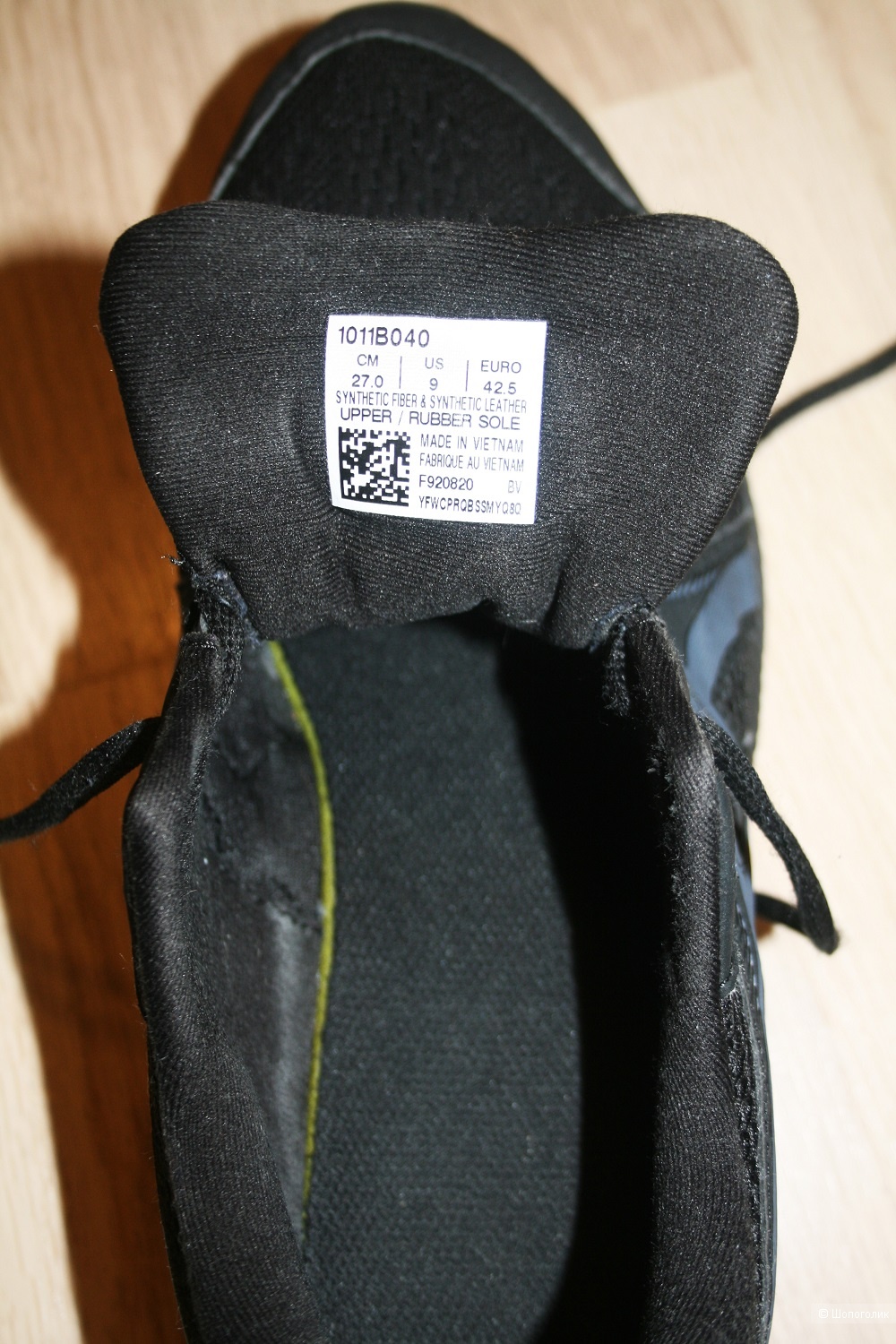 Кроссовки мужские ASICS, размер 9US/42,5 EUR