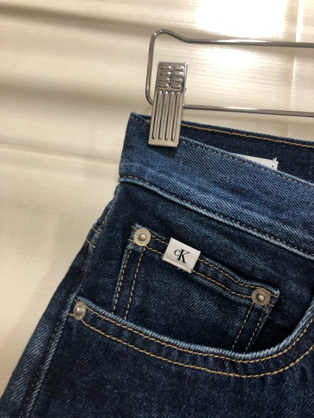 Женские джинсы Calvin Klein.Размер W 28.