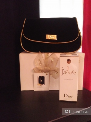 Парфюмерная вода Jadore + косметичка бренда Christian Dior, объем 30 ml и 15х21х10 см