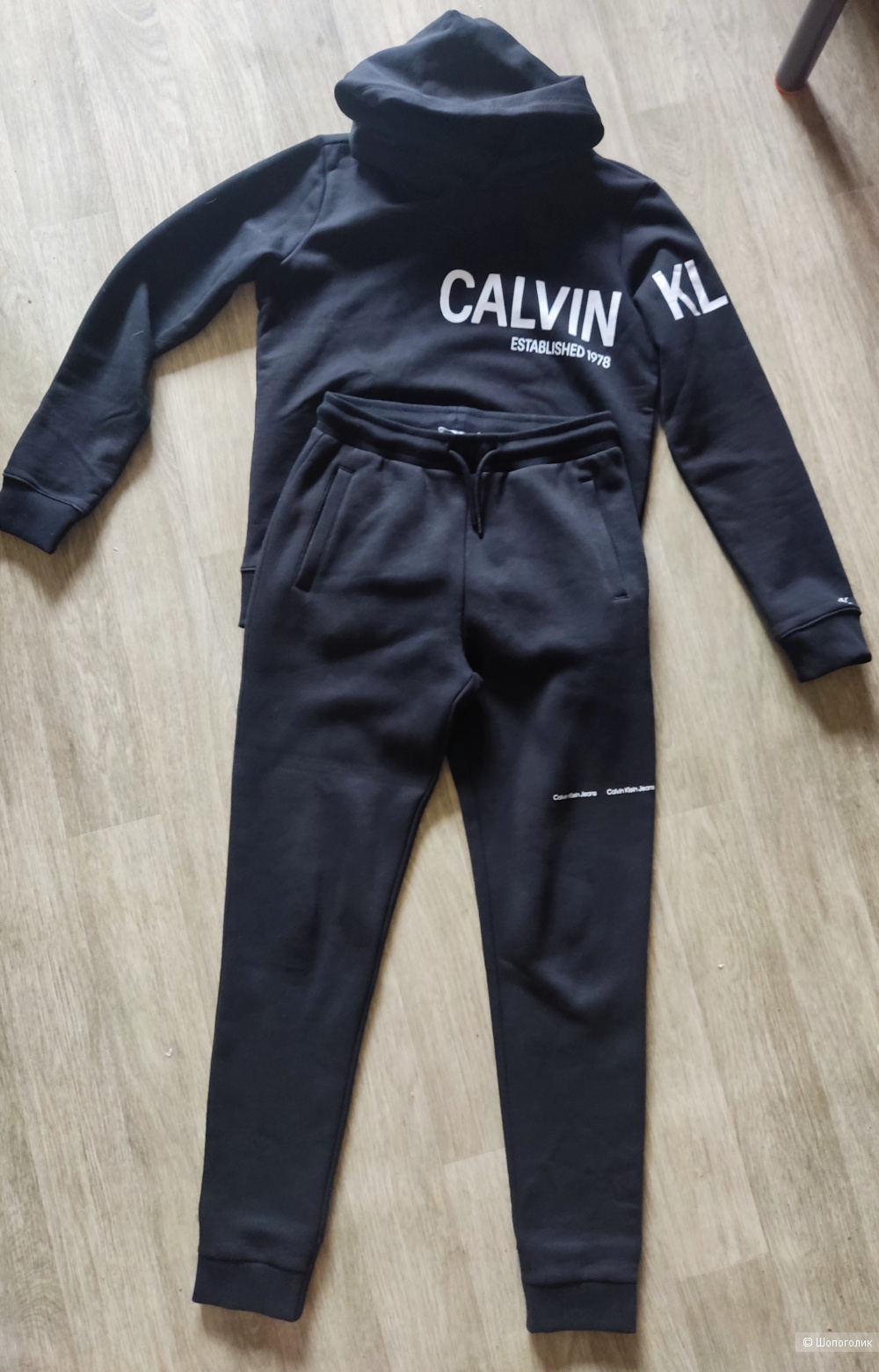 Костюм calvin klein 164