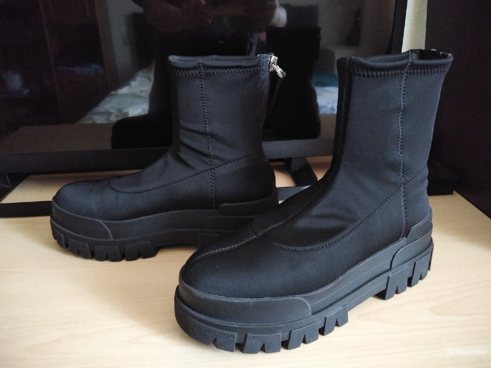 Ботильоны Bershka. Размер: 36 (23,7 см)