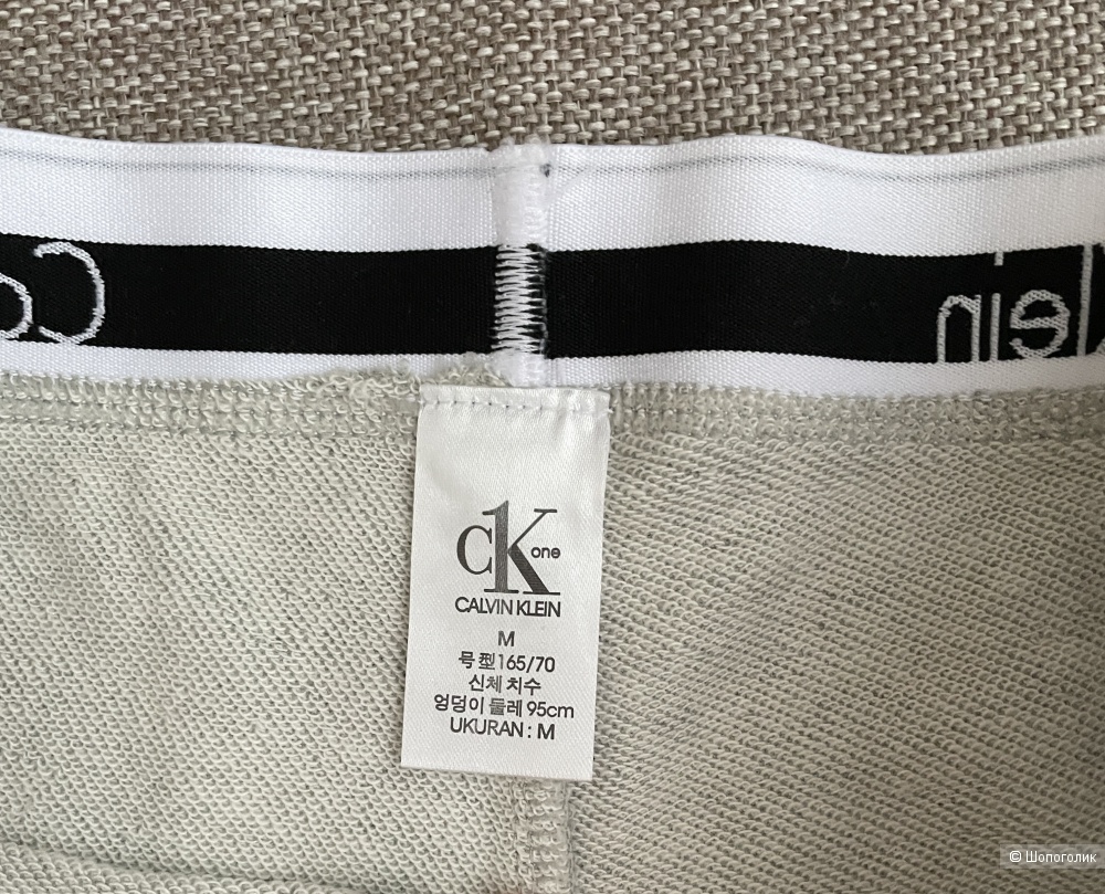 Костюм Calvin Klein, размер S