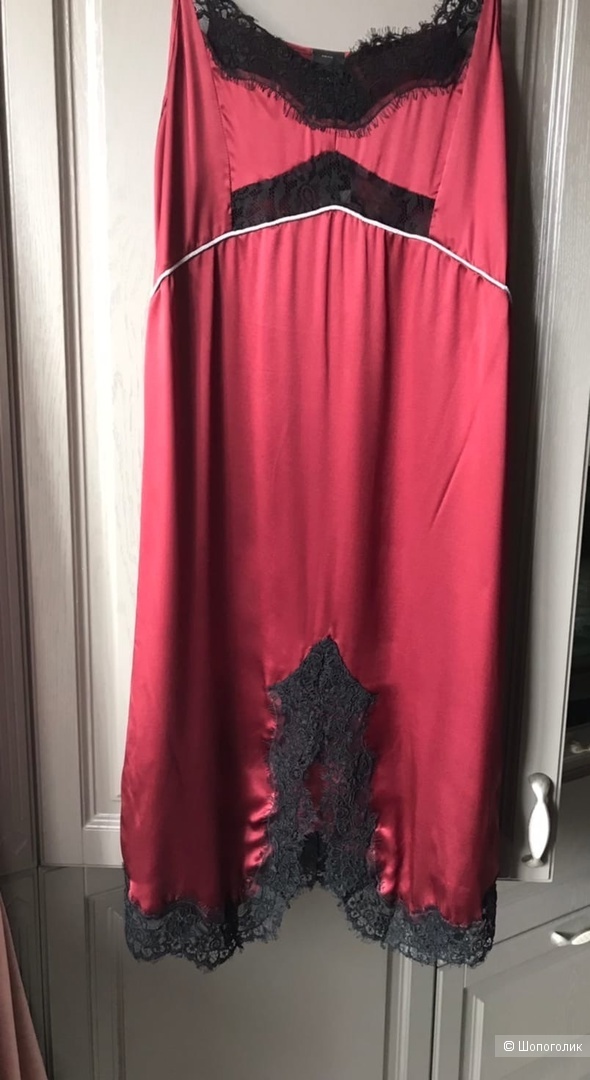 Платье PINKO Размер: 46