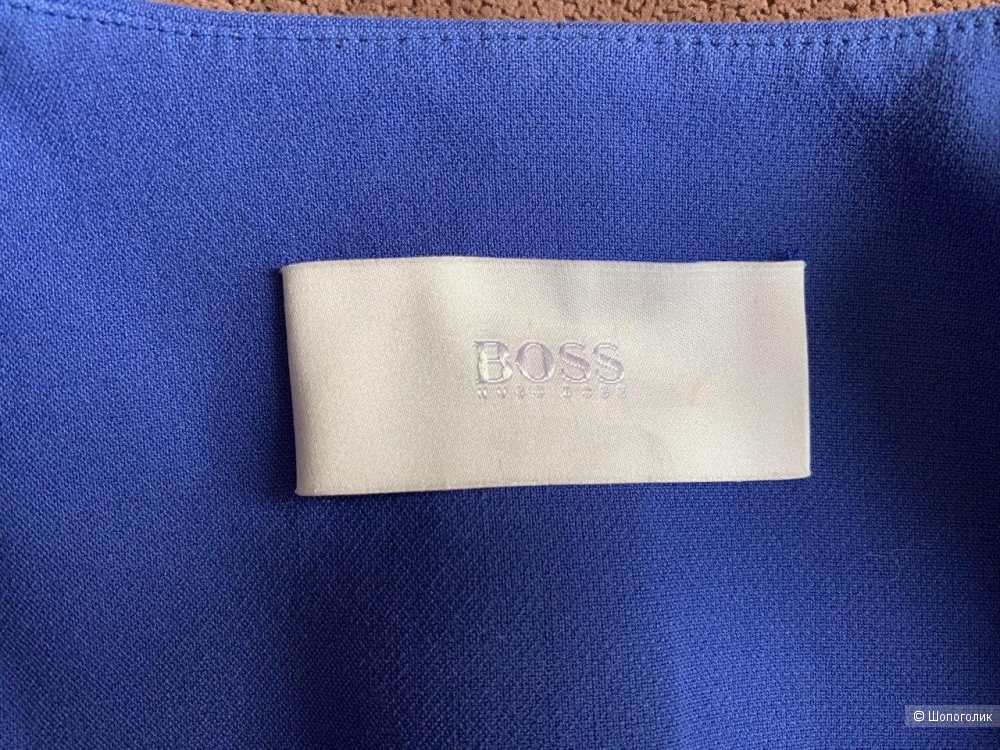 Костюм женский HUGO BOSS размер 42-44