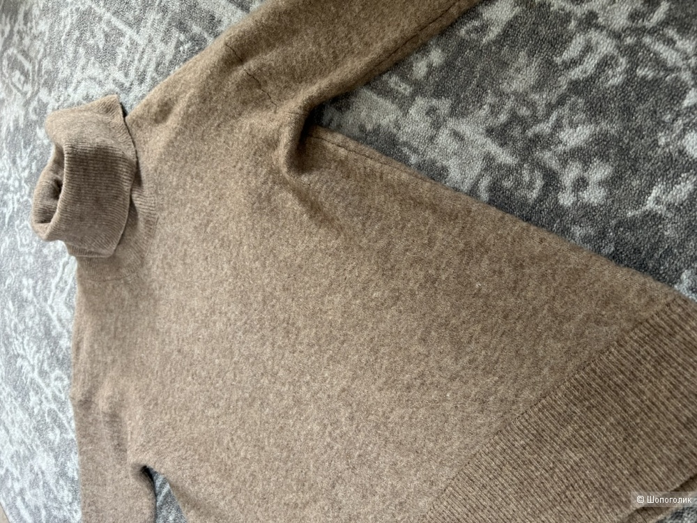 Тёплый свитер Massimo Dutti, размер M