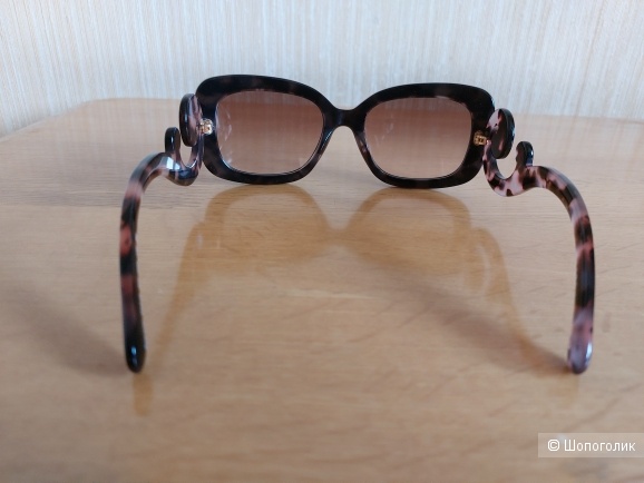 Cолнцезащитные очки Prada