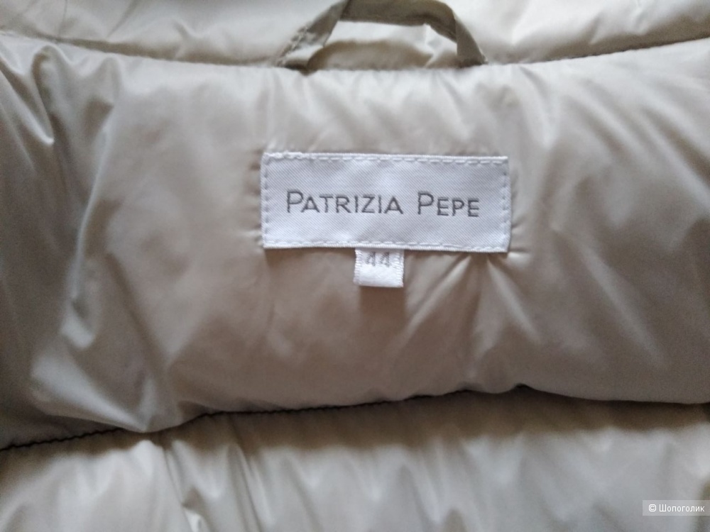 Куртка (пуховик) Patrizia Pepe. Размер: IT44 (на 42-44).