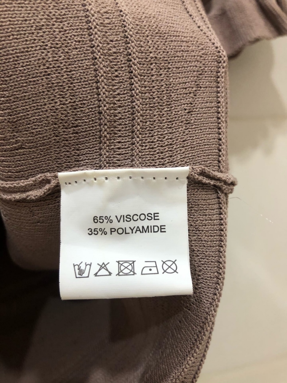 Джемпер Voyelles.Размер XS-S.