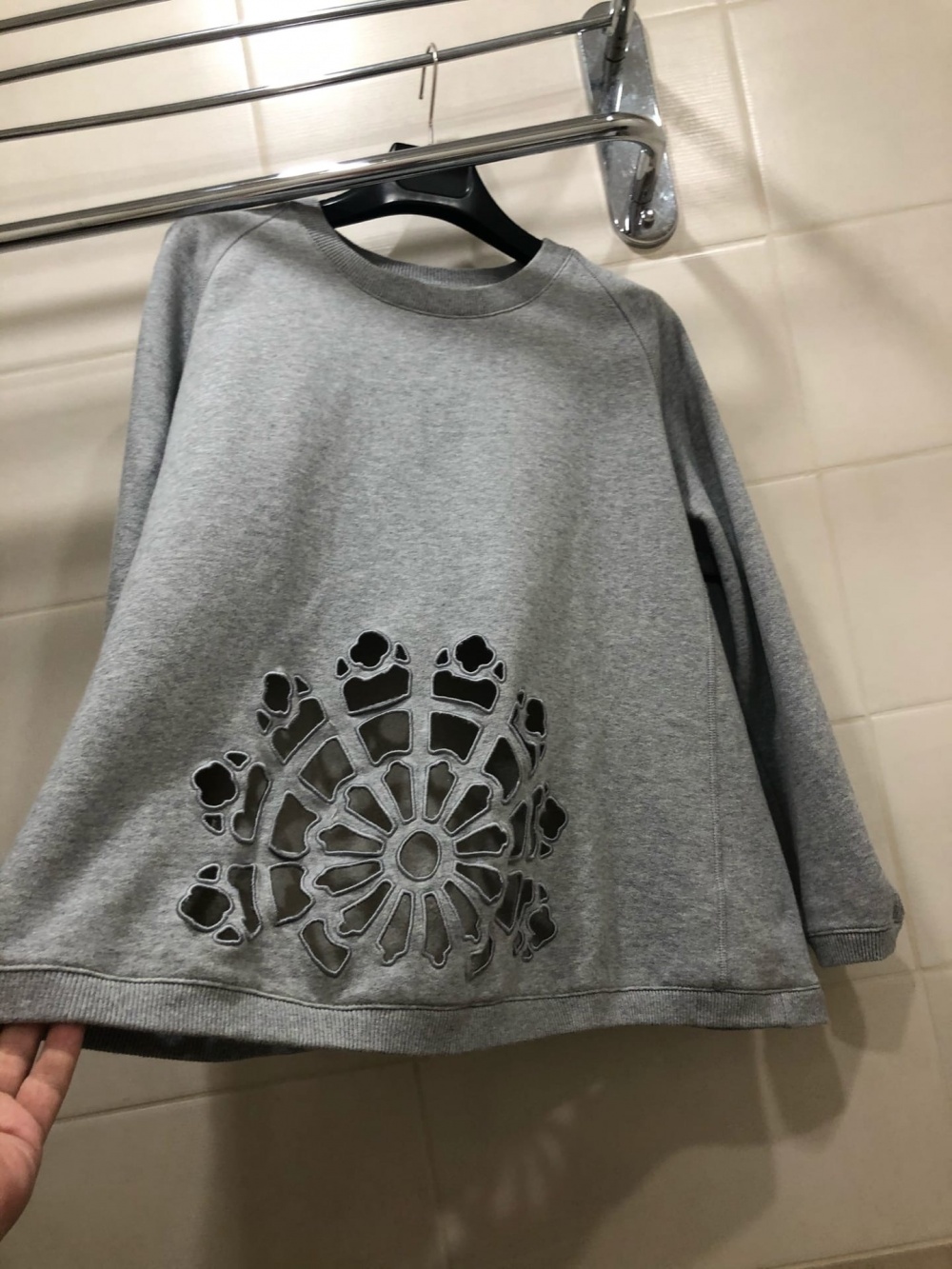 Толстовка CARVEN. Размер XS-S.