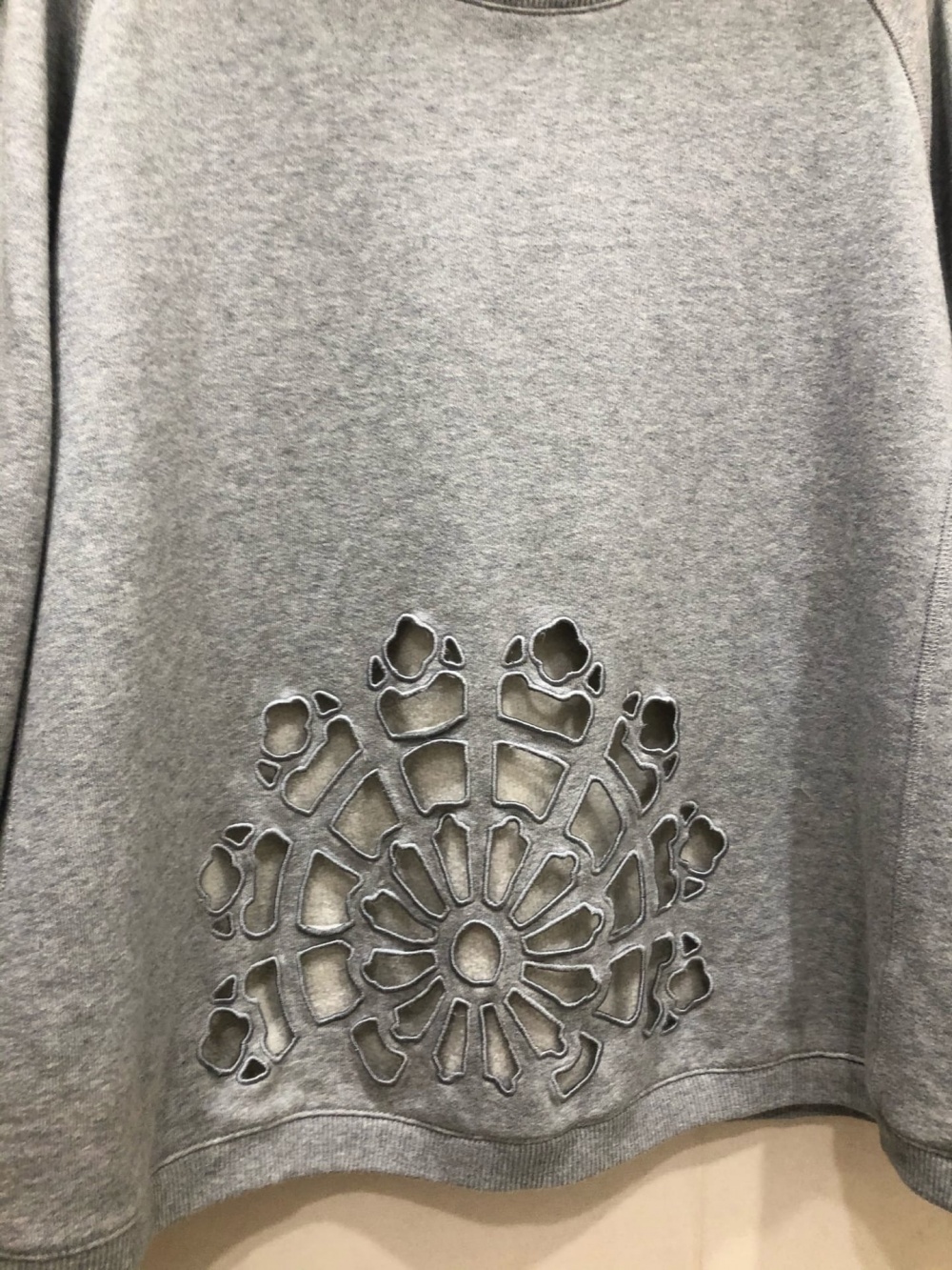 Толстовка CARVEN. Размер XS-S.