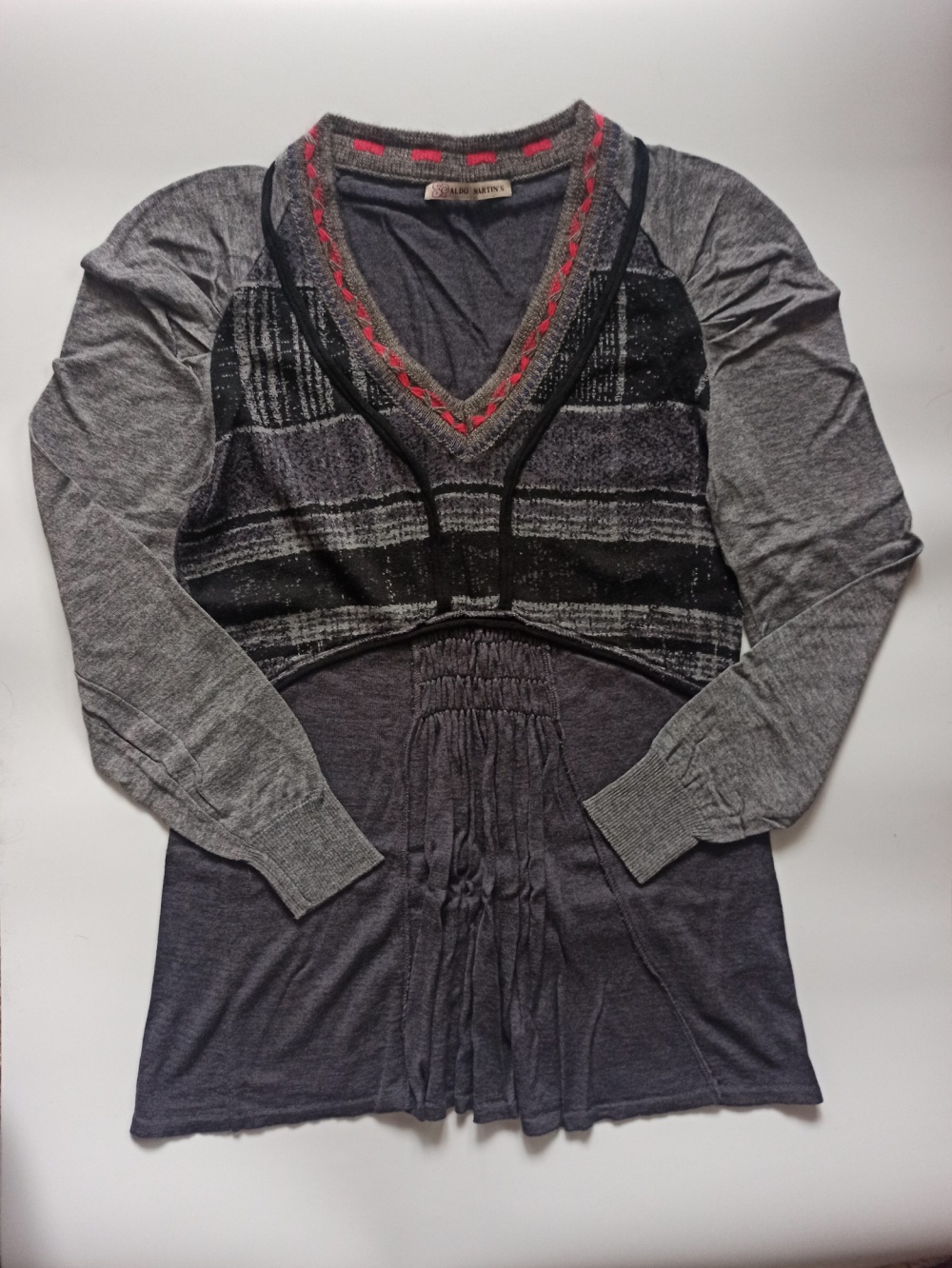 Пуловер женский Aldo Martins, размер 48