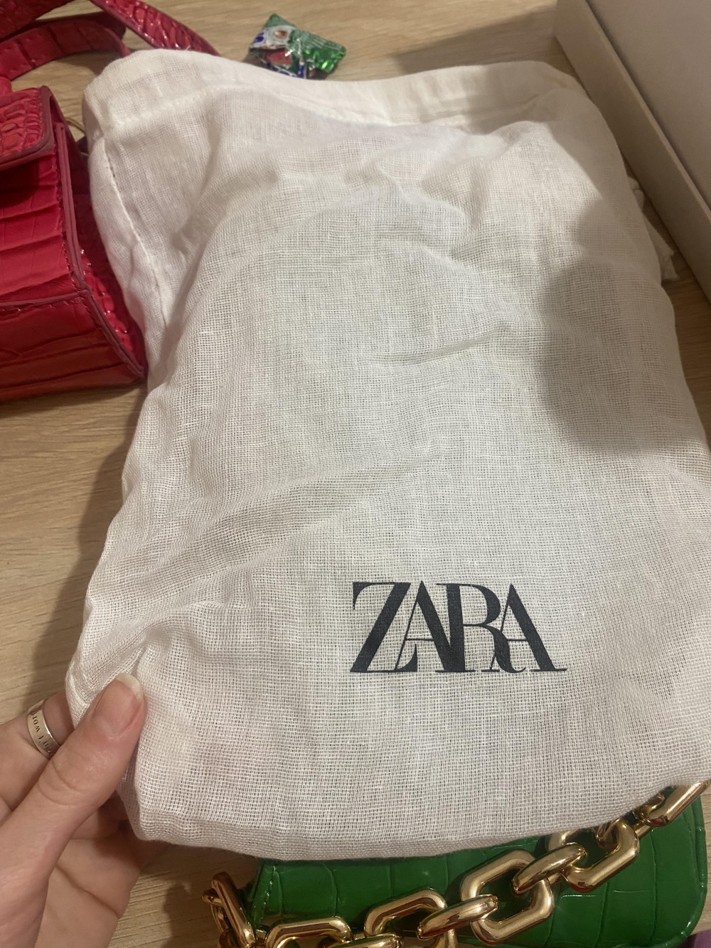 Сумочка Zara