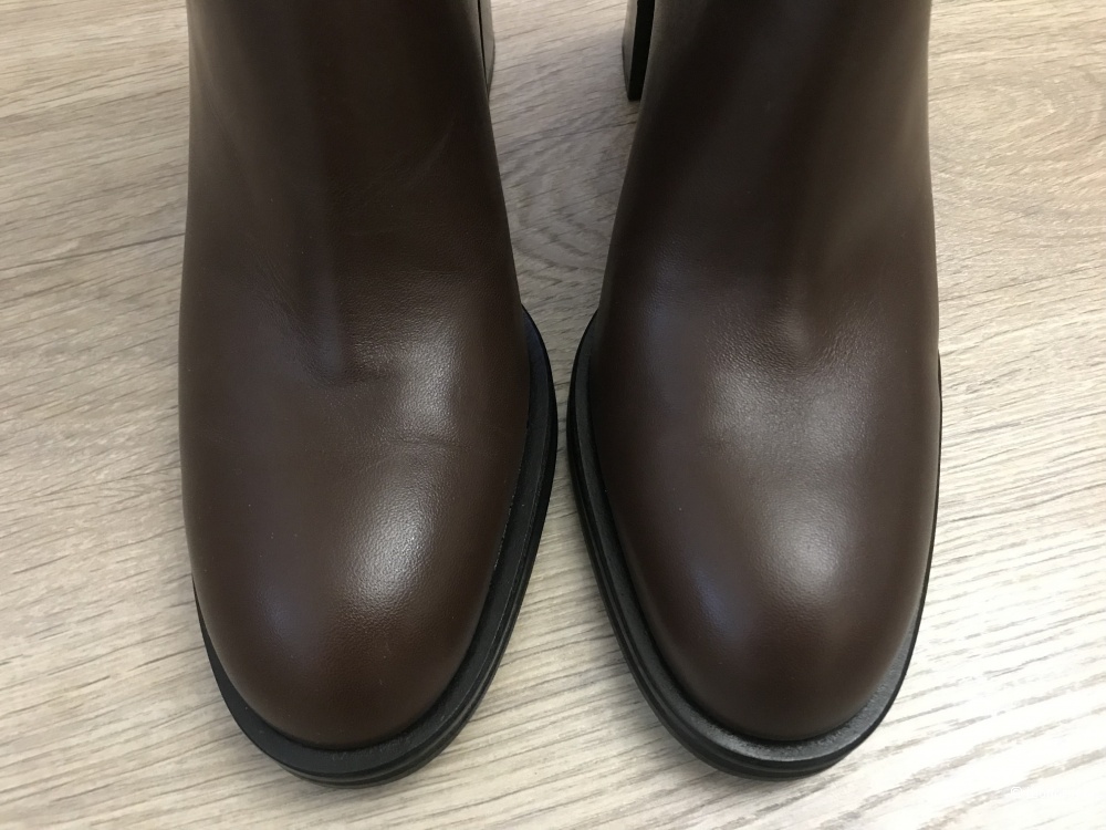 Uterque сапоги 38