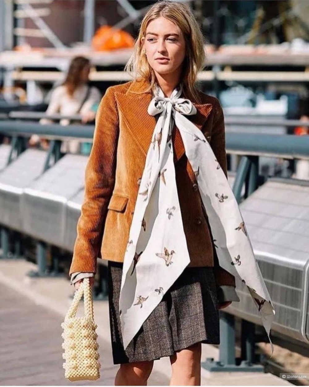 Блузка с бантом HM 34