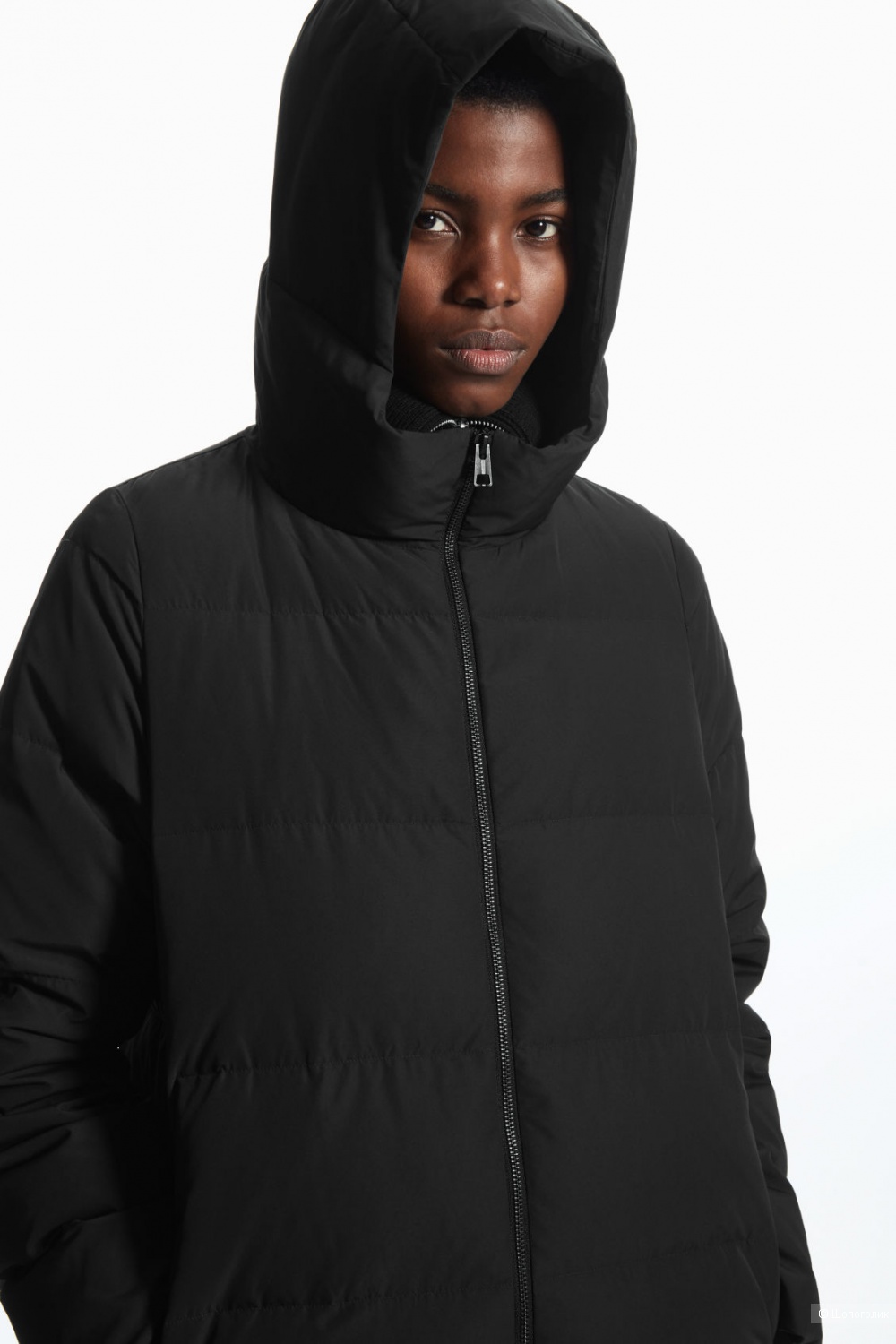 Пуховик COS, темно-синий , размер М