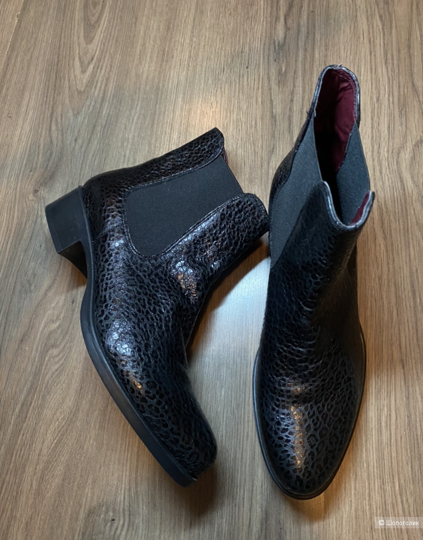 Челси Barbara, 40