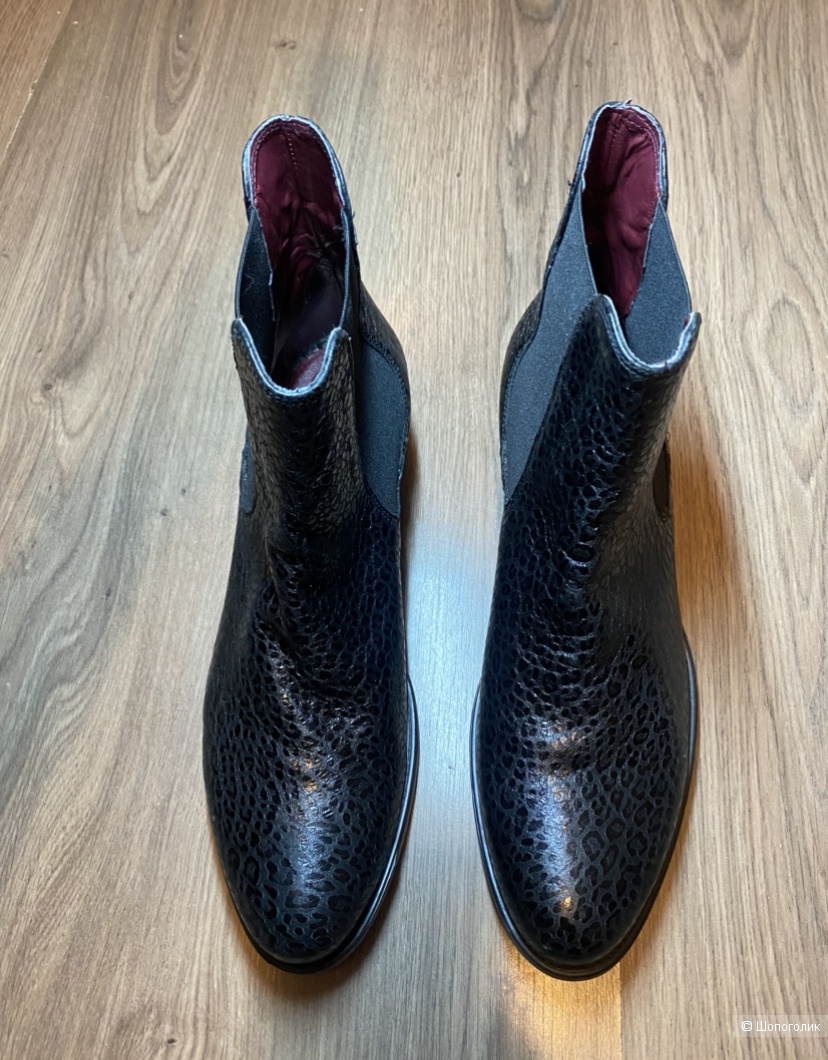 Челси Barbara, 40