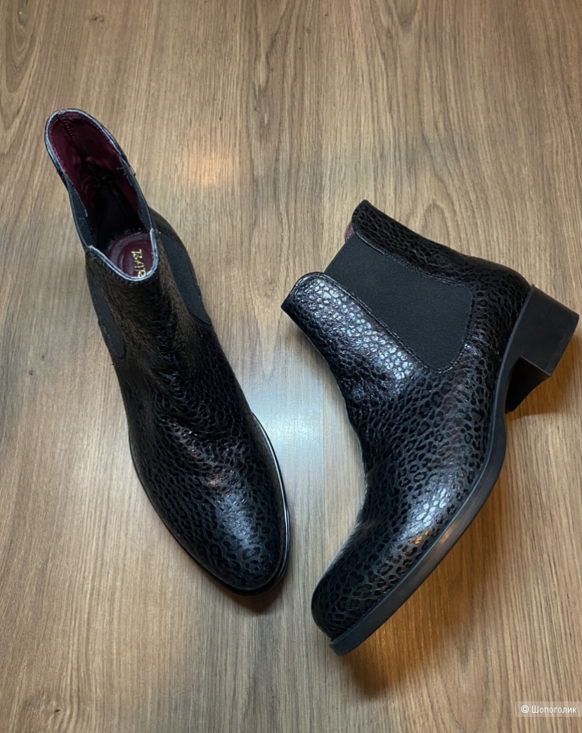 Челси Barbara, 40