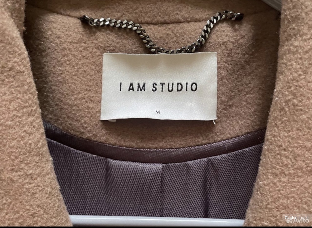 Пальто бренда  I am studio