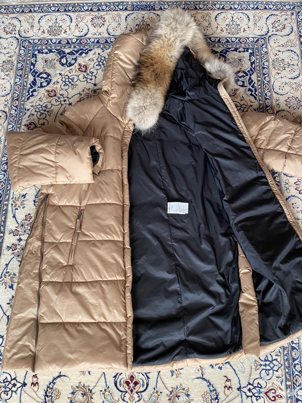 Куртка Max Mara  размер  L-XL