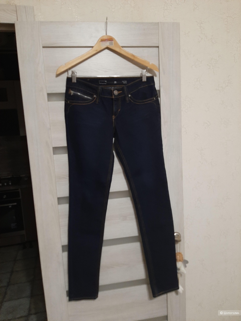 Джинсы Levi's р.28