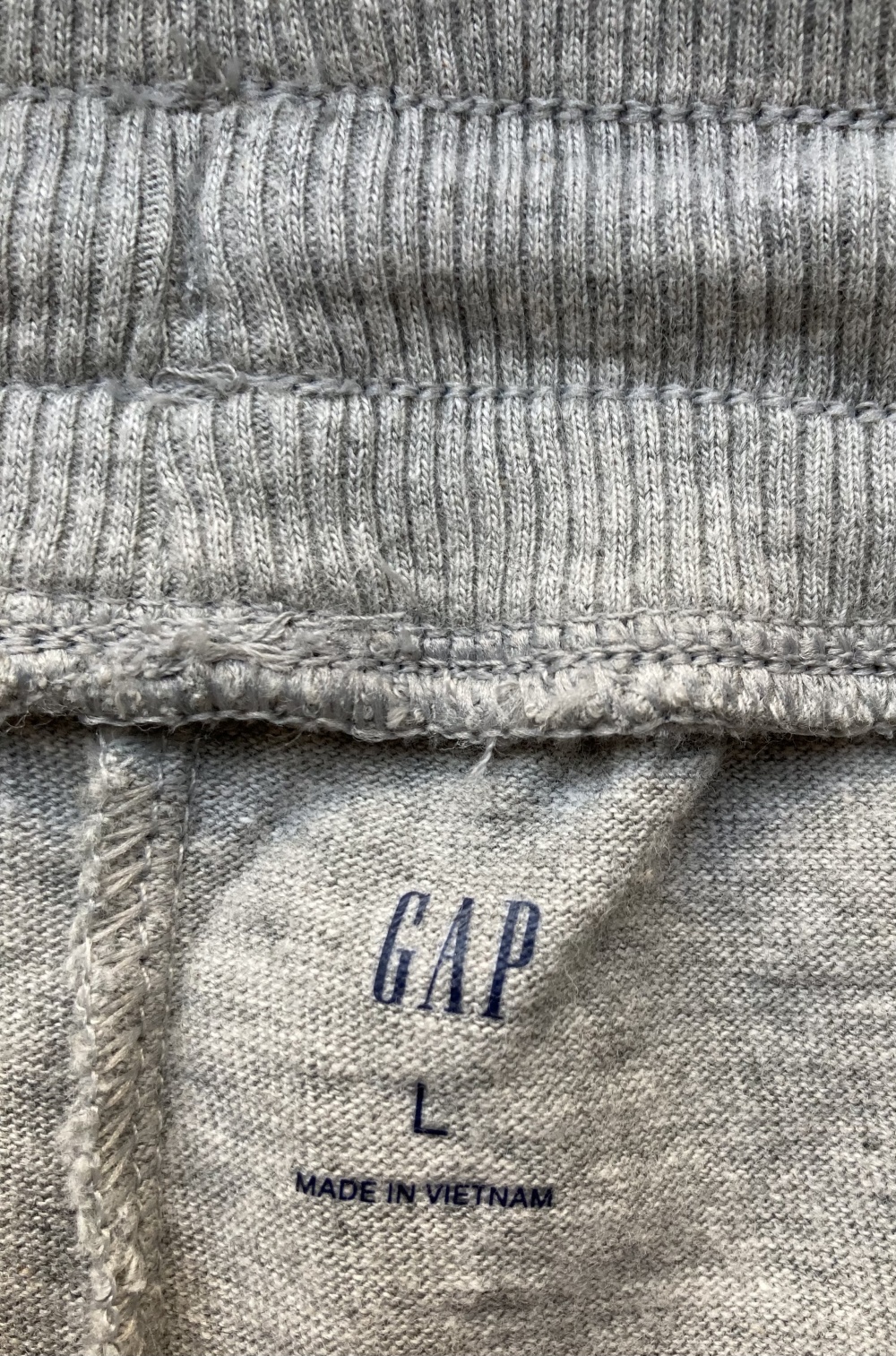 Шорты L “ Gap”