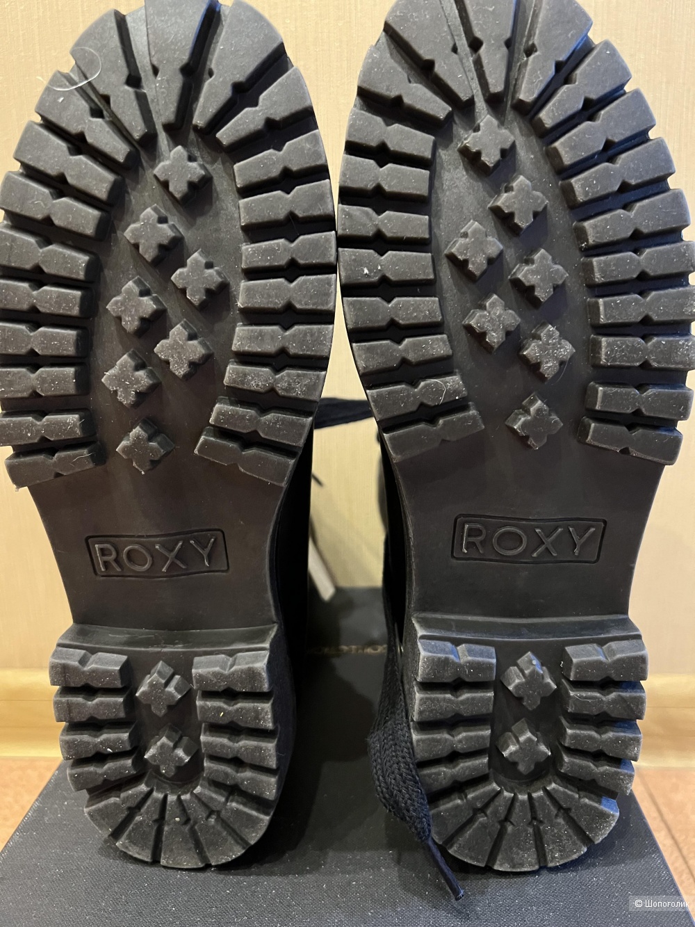 Ботинки ROXY демисезонные 38 размер