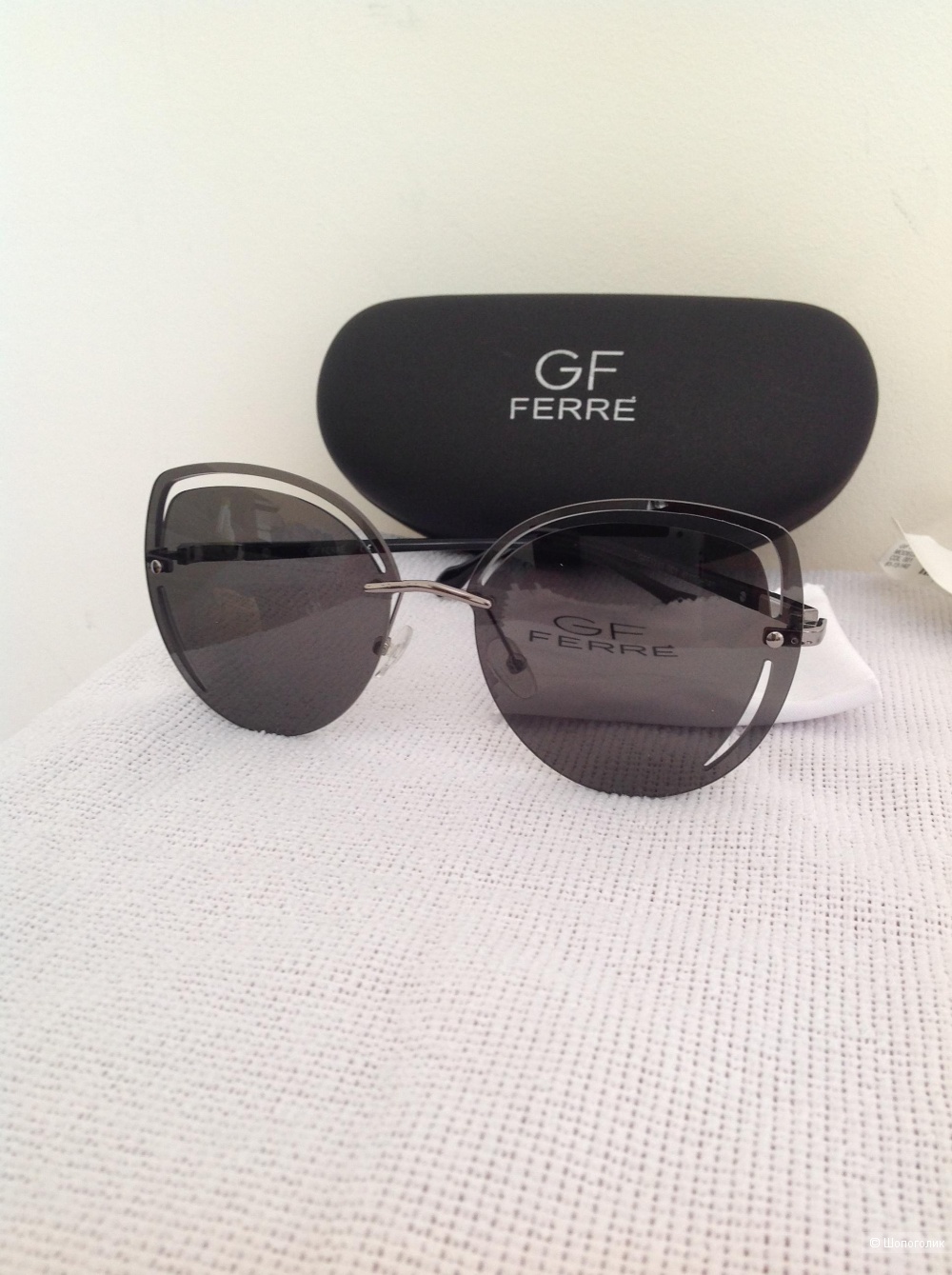 Солнцезащитные очки Gianfranko Ferre, unica