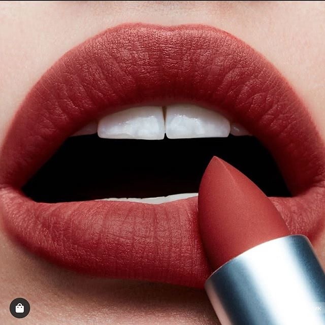 Помада MAC Powder Kiss - Devoted to Chili Limited