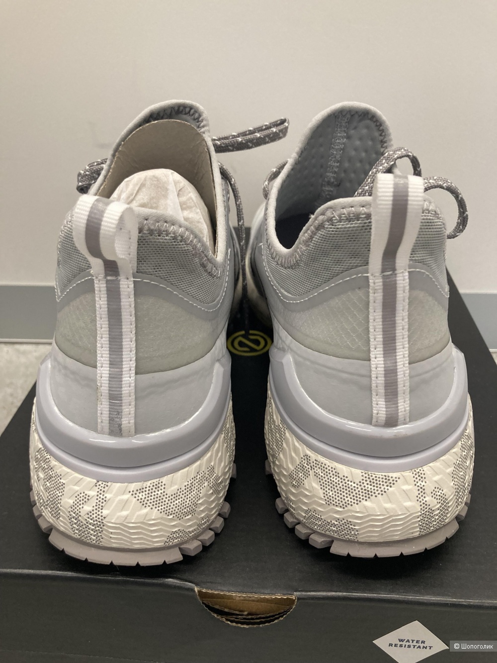 Беговые кроссовки Cole Haan р-р 9US (40)