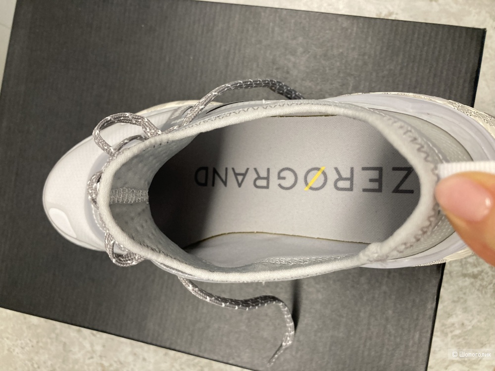 Беговые кроссовки Cole Haan р-р 9US (40)