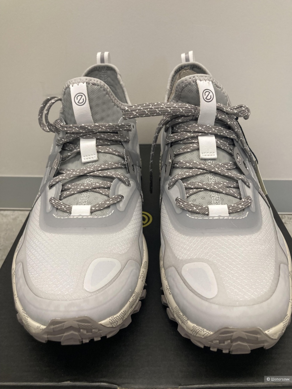 Беговые кроссовки Cole Haan р-р 9US (40)