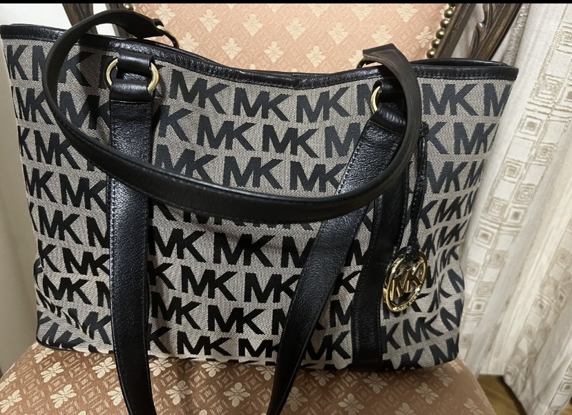 Сумка Michael Kors, 37x25x13