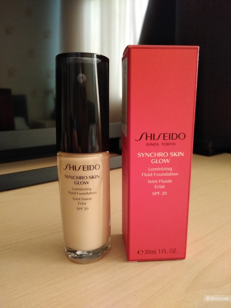 Тональный флюид Shiseido Synchro Skin Glow (Neutral 1), 30 ml