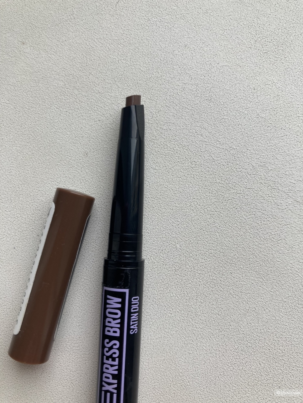 Карандаш для бровей Exspress Brow Satin, MAYBELLINE NEW YORK, тон Brunette