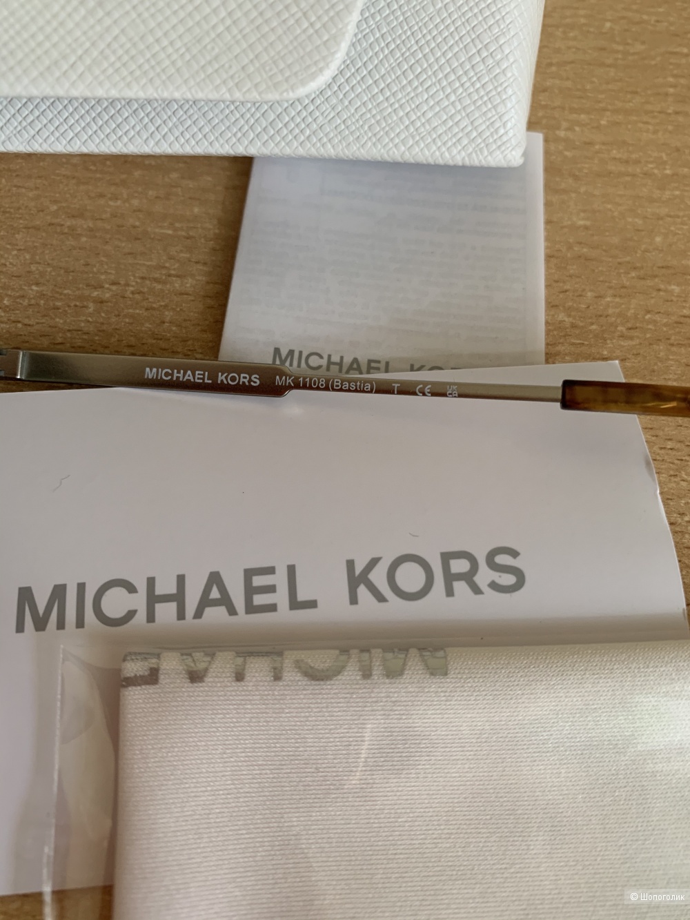 Очки Michael Kors