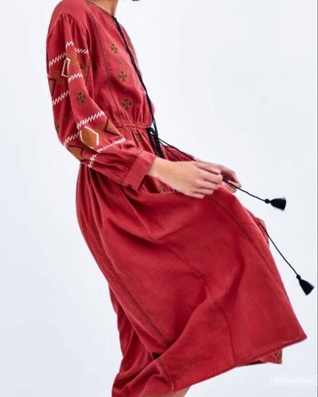 Платье Zara размер М
