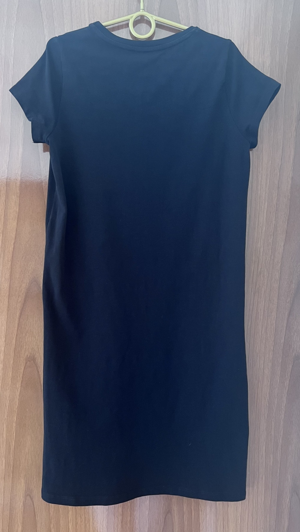 Платье DKNY размер 44