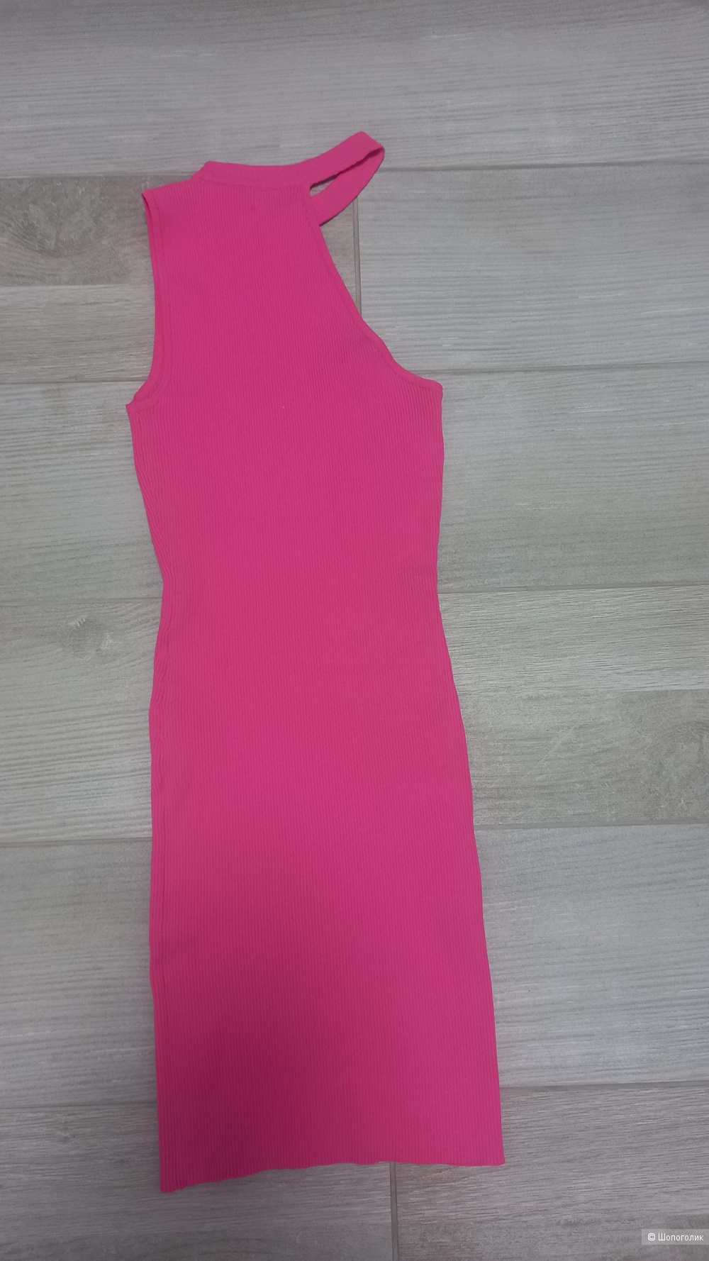 Платье bershka 42-44 размер