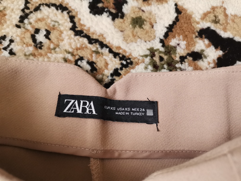 Брюки Zara, размер 42, 42-44 росс.