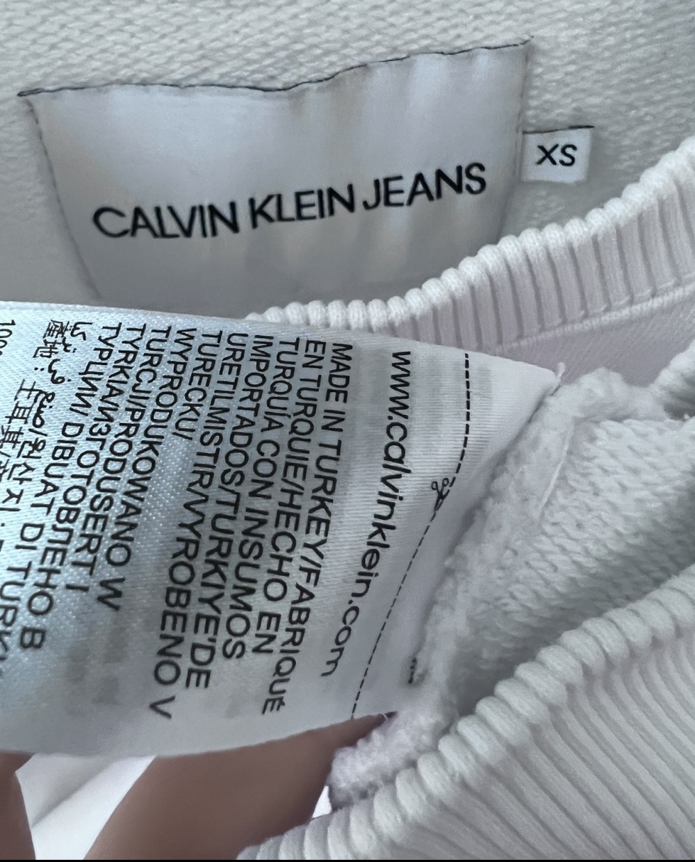 Свитшот Calvin Klein размер 44