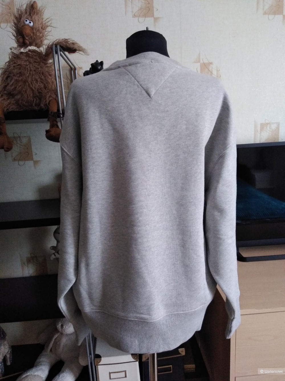 Свитшот Tommy Hilfiger. Размер: М (на 44-46)