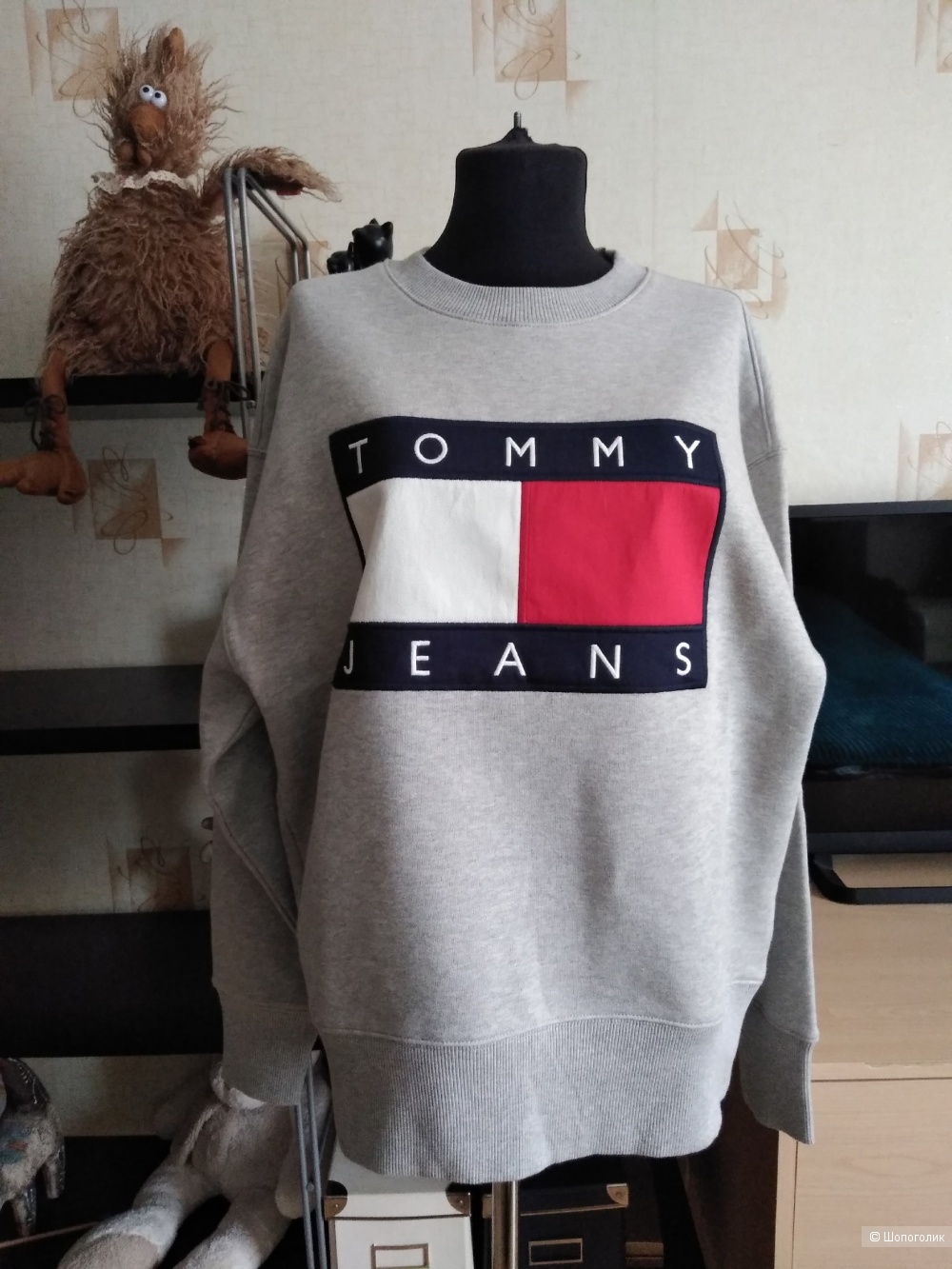 Свитшот Tommy Hilfiger. Размер: М (на 44-46)
