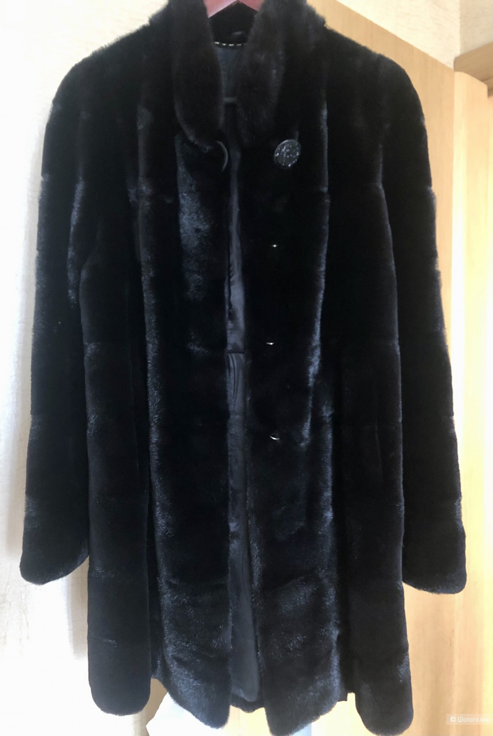 Меховое пальто и шуба: стильные зимние образы на каждый день