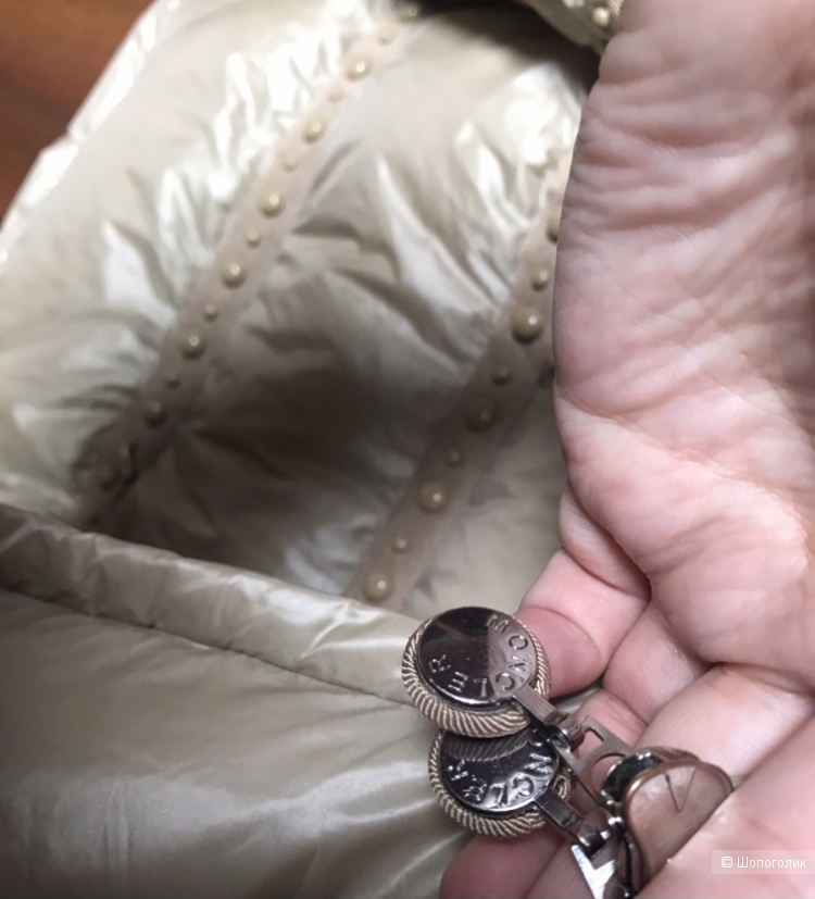 Пуховик Moncler, 44-46 размер