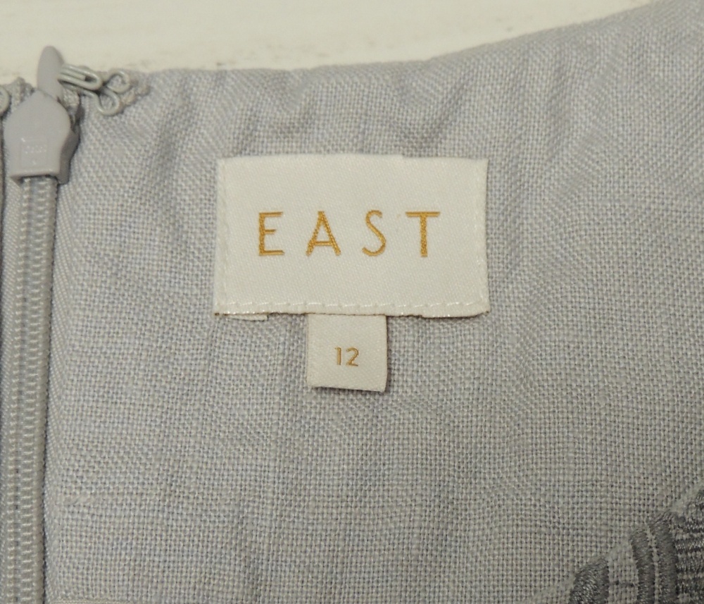 Платье East. 46 размер